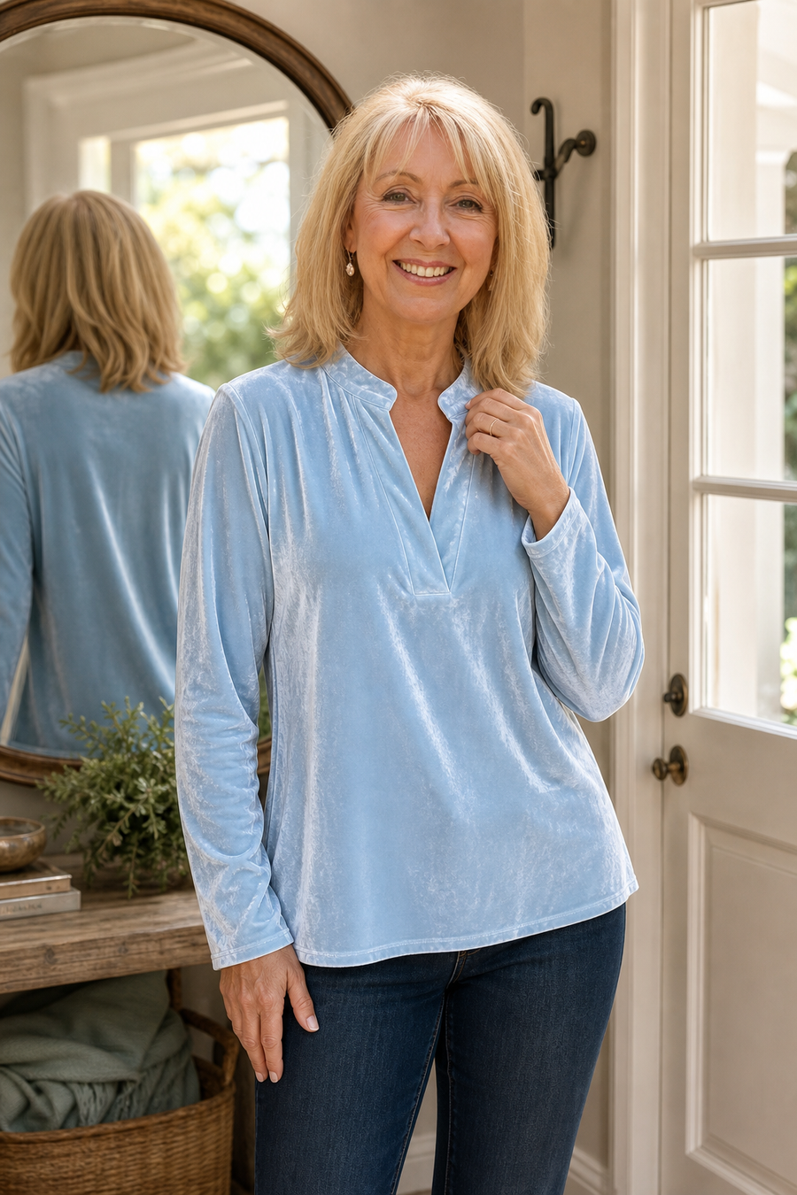 Women's Velvet-Look V Neck Top