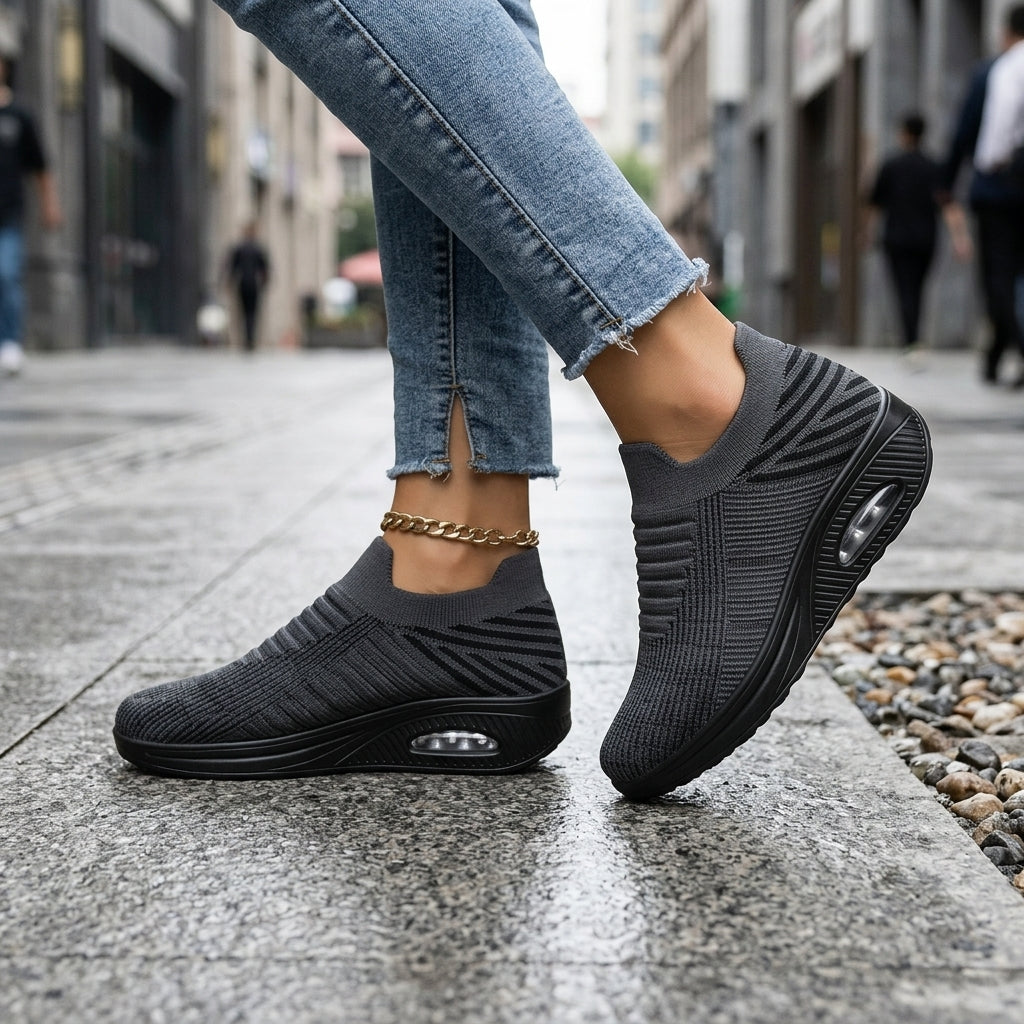 Vittoria Walking Sneakers