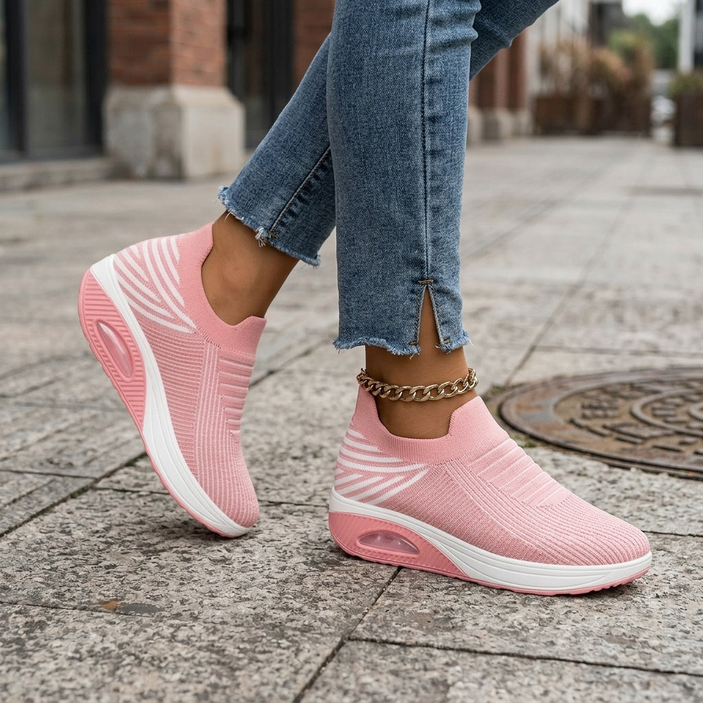 Vittoria Walking Sneakers