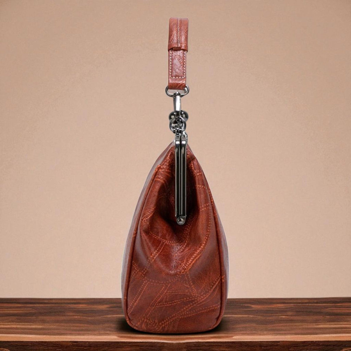 Women's Vintage Frame Handbag with Kiss-Lock Closure