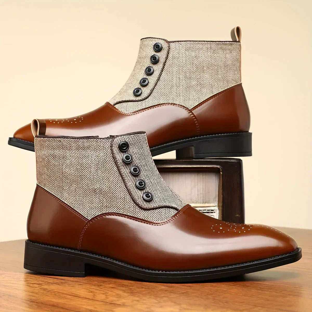Gerald Wentworth | Men's leather-like Chelsea boots