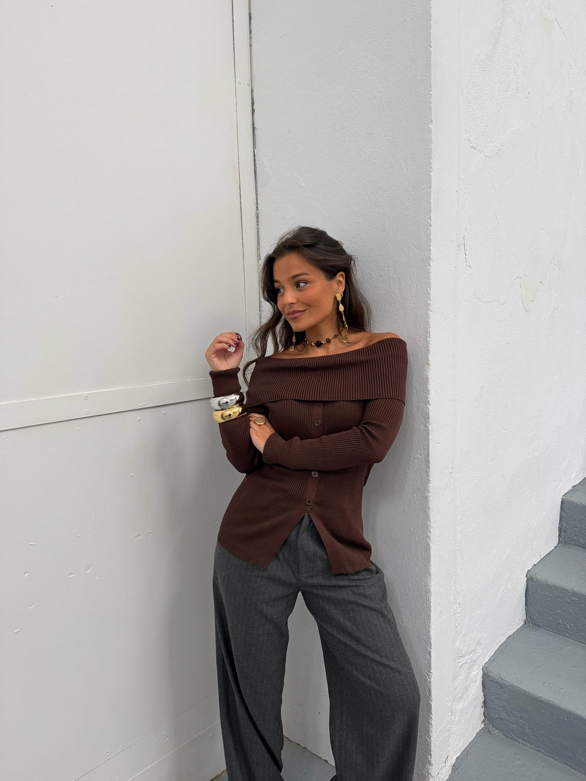 Women's Brown Off-Shoulder Ribbed Button Cardigan