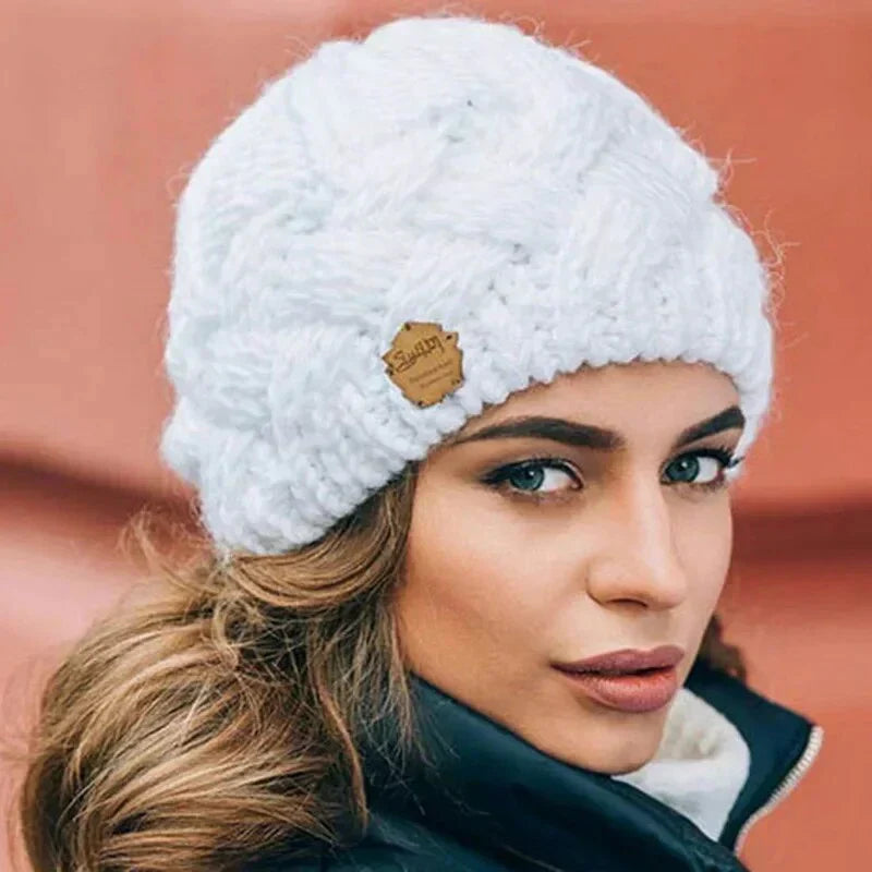 Women's Chunky Cable Knit Beanie Hat, Textured