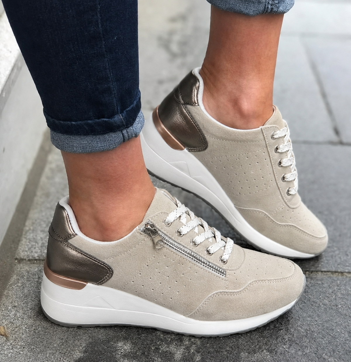 Women's Walking Shoes with Memory Foam Insole | Ergonomic Sole, Lightweight Breathable Build | Size 5-9, 5 Colors