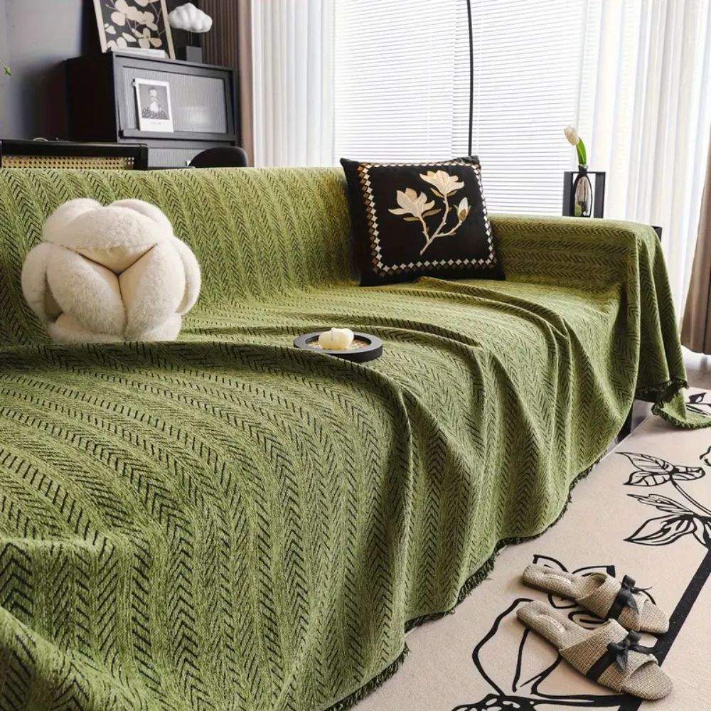 Chic Fringed Herringbone Throw Blanket for Living Room Decor