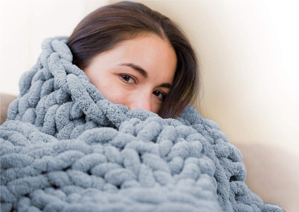 Cozy Thick Woven Blanket for Sofa and Bed