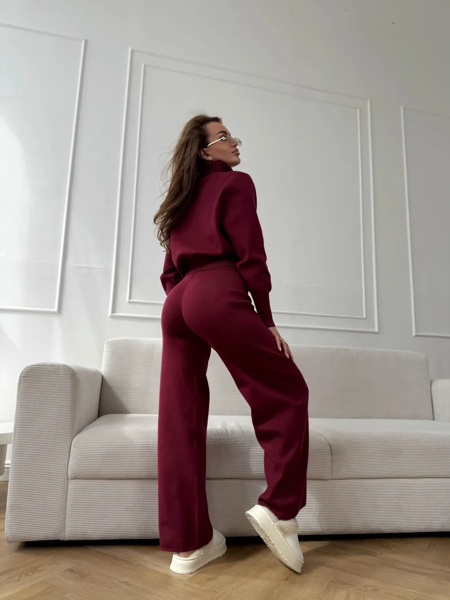 Women's Double-Zip Knit Sweater And Trouser Set