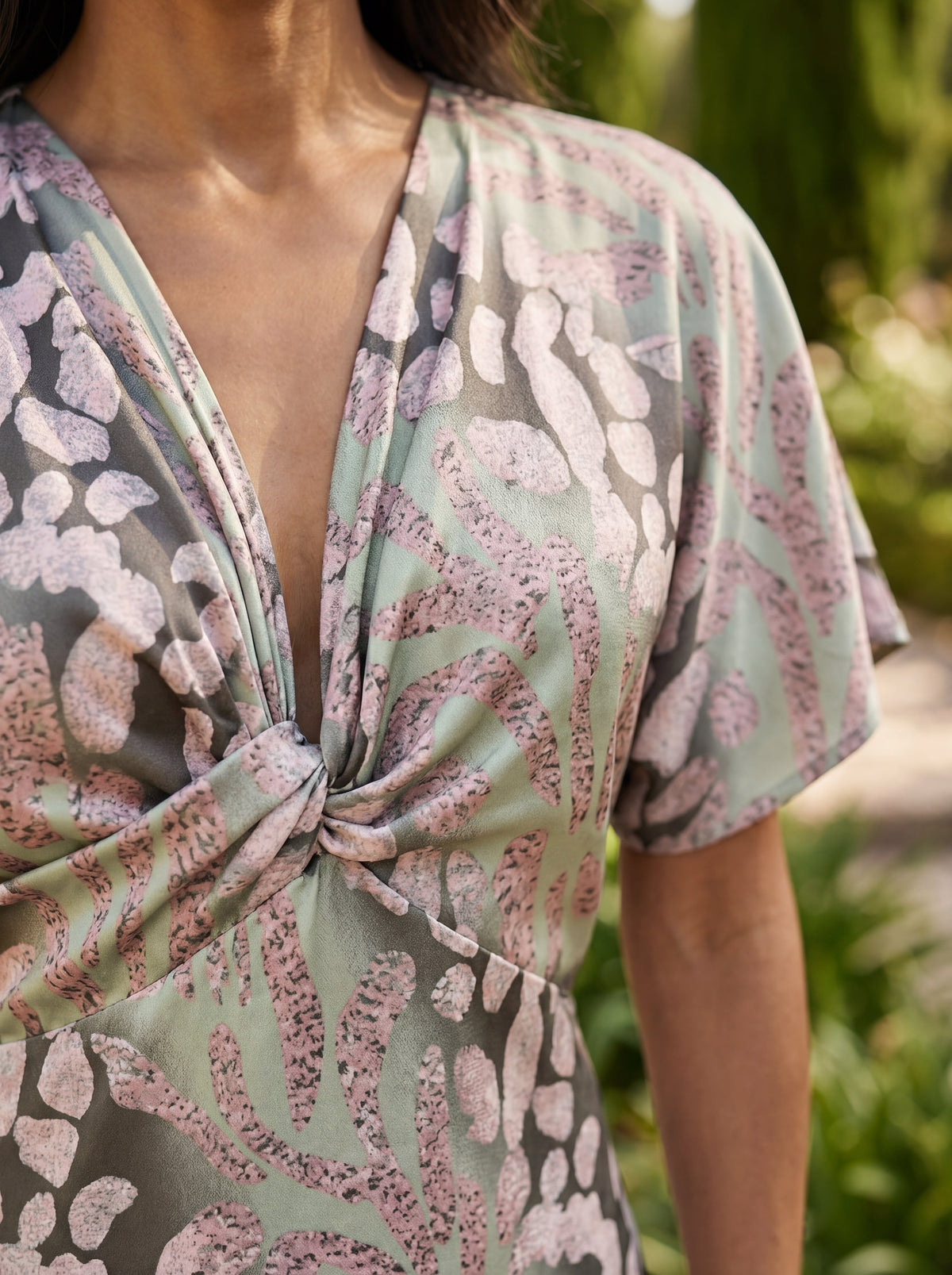 Arrayán | Bronze midi wrap dress with knot