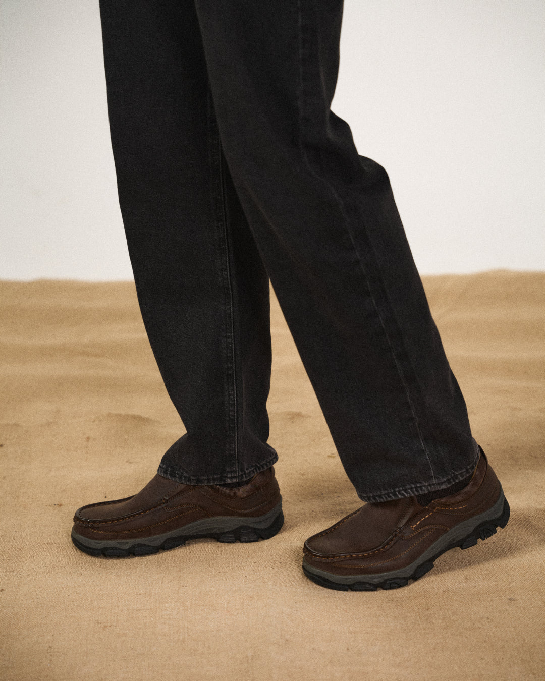 Men's Casual Moc Toe Loafers, Slip-On Design