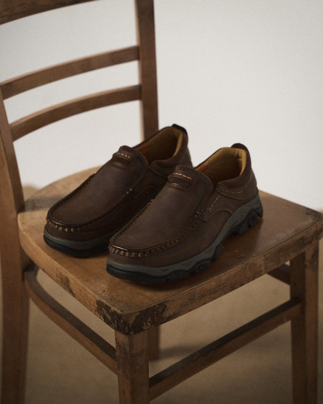 Men's Casual Moc Toe Loafers, Slip-On Design