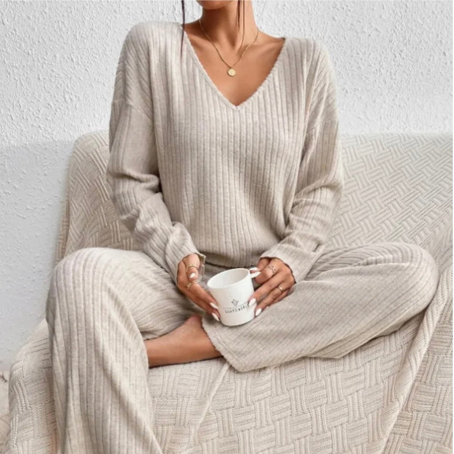 Women's Knitted Two-Piece Set, Ribbed Sweater & Trousers