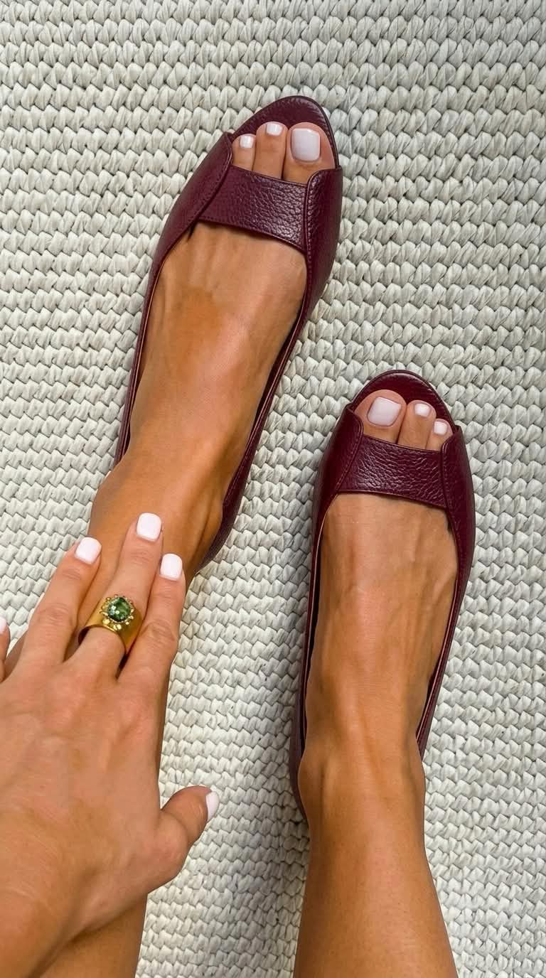 Adelina | Gold Comfortable Openwork Sandals