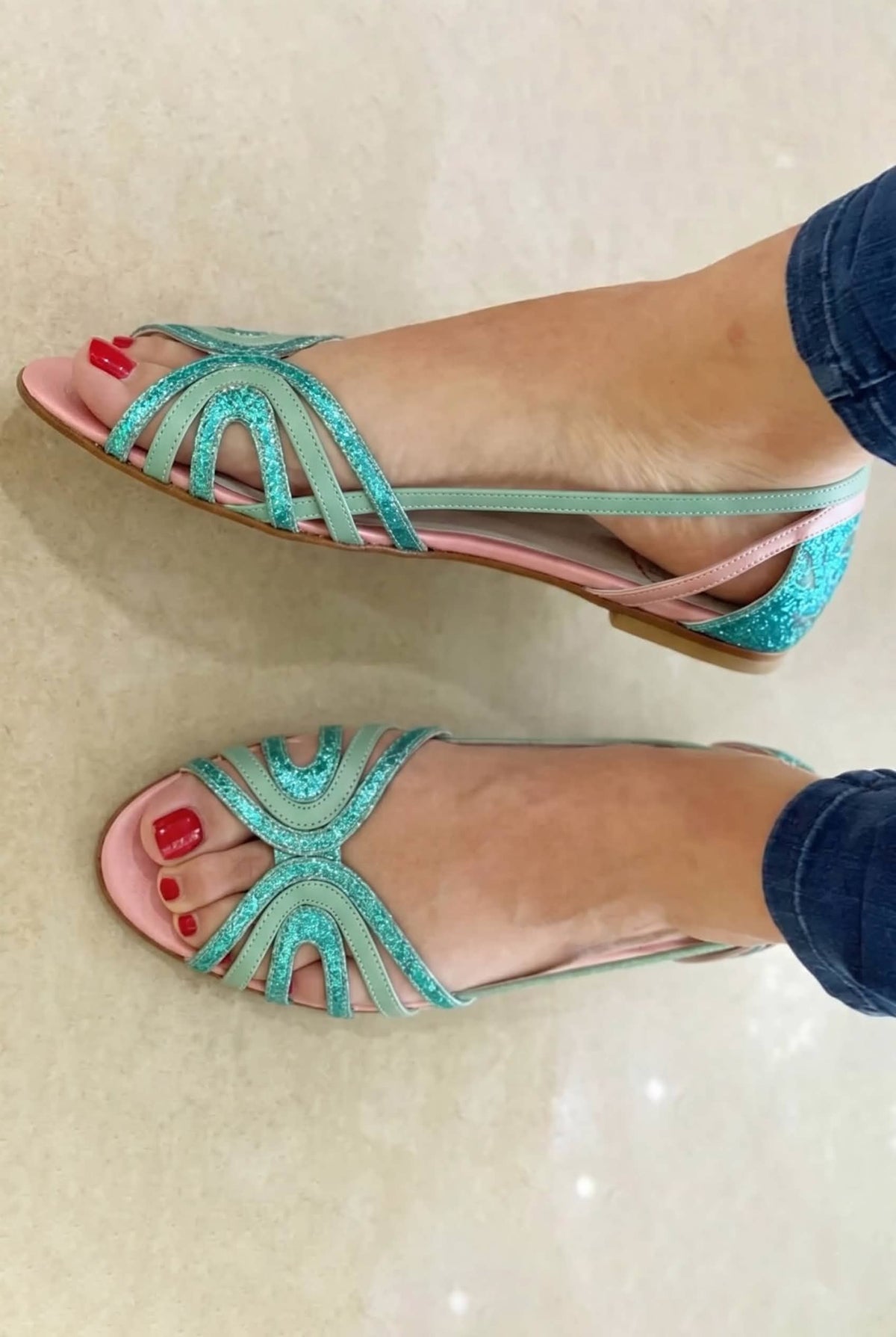 Eleonore | Gold Flat Sandals with Thin Straps