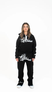 Black / White