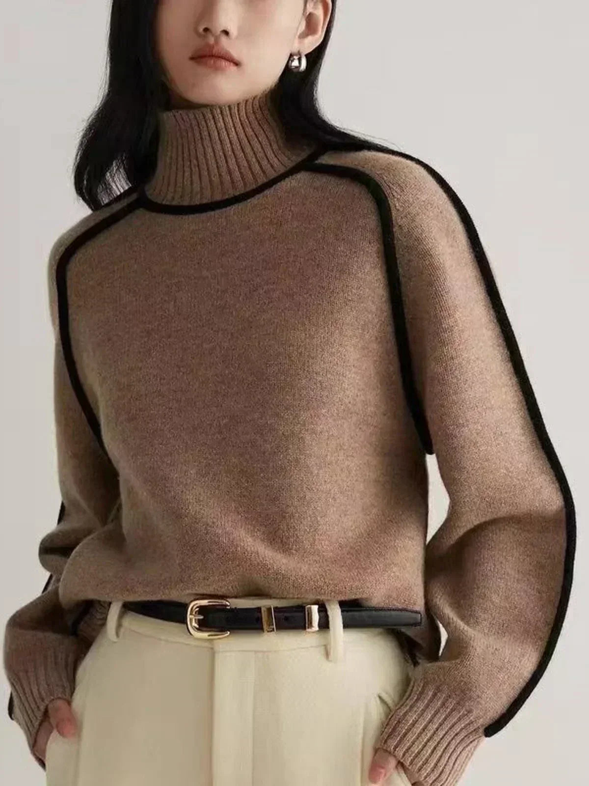 Donna | Elegant Turtleneck sweater