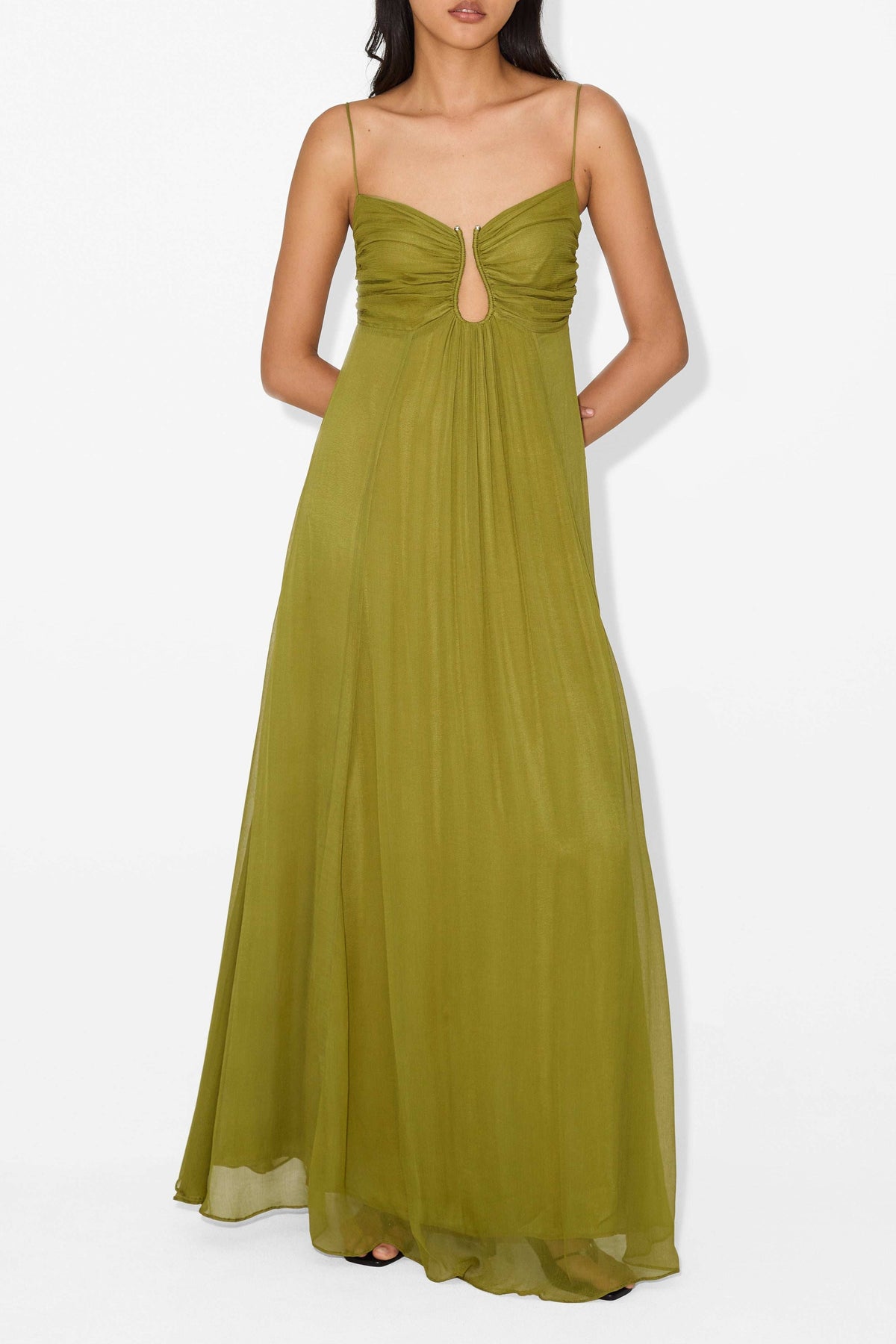 Saddie – Flowing Keyhole Maxi Dress