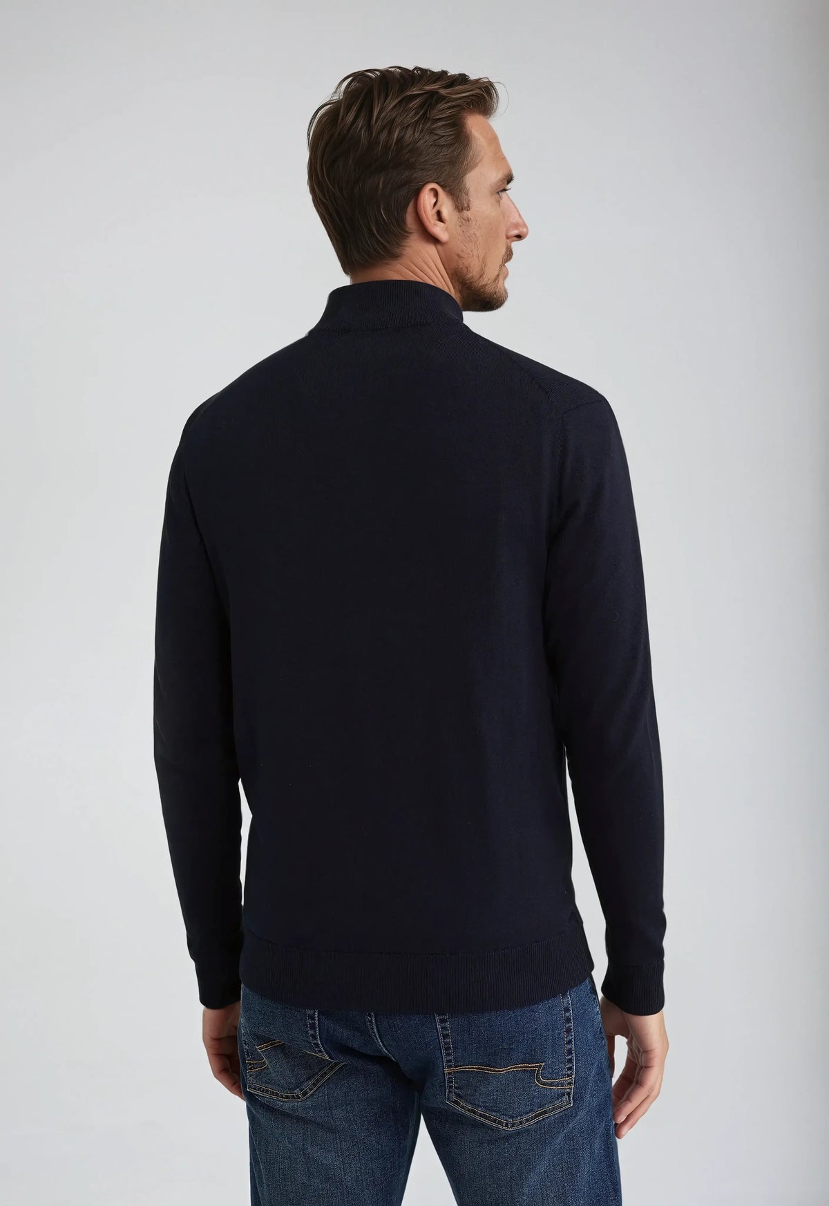 Gunnar | Mens Crewneck Sweatshirt — Modern-Cut Long-Sleeve Classic in 4 Colors S–2XL | Westmere