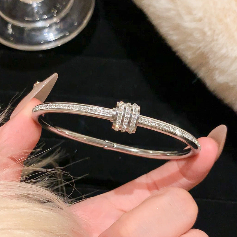 Gold Bracelet for Women | Vianna Lucente Elegant Jewelry