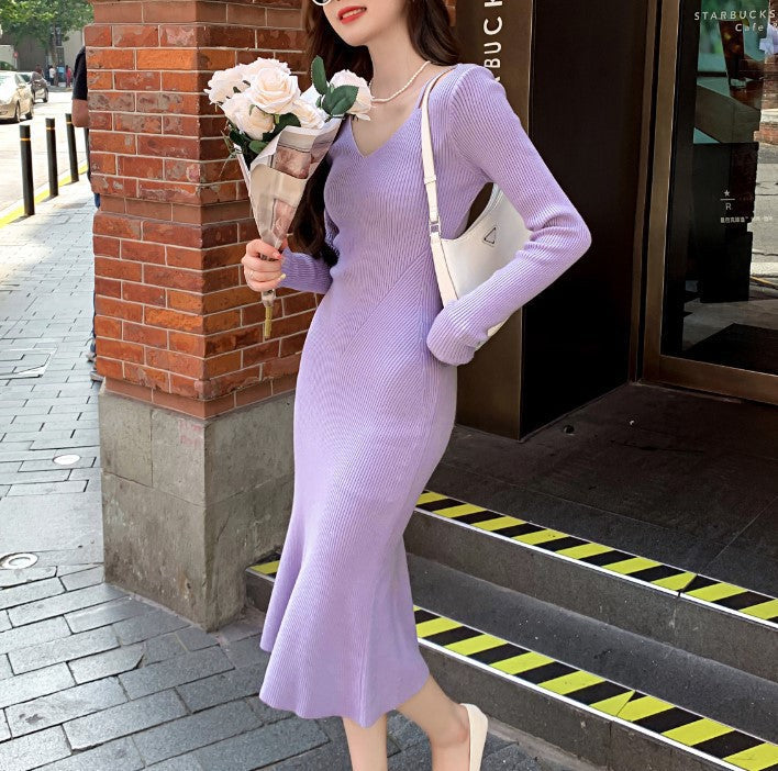 Women's Ribbed V-Neck Midi Dress with Long Sleeves