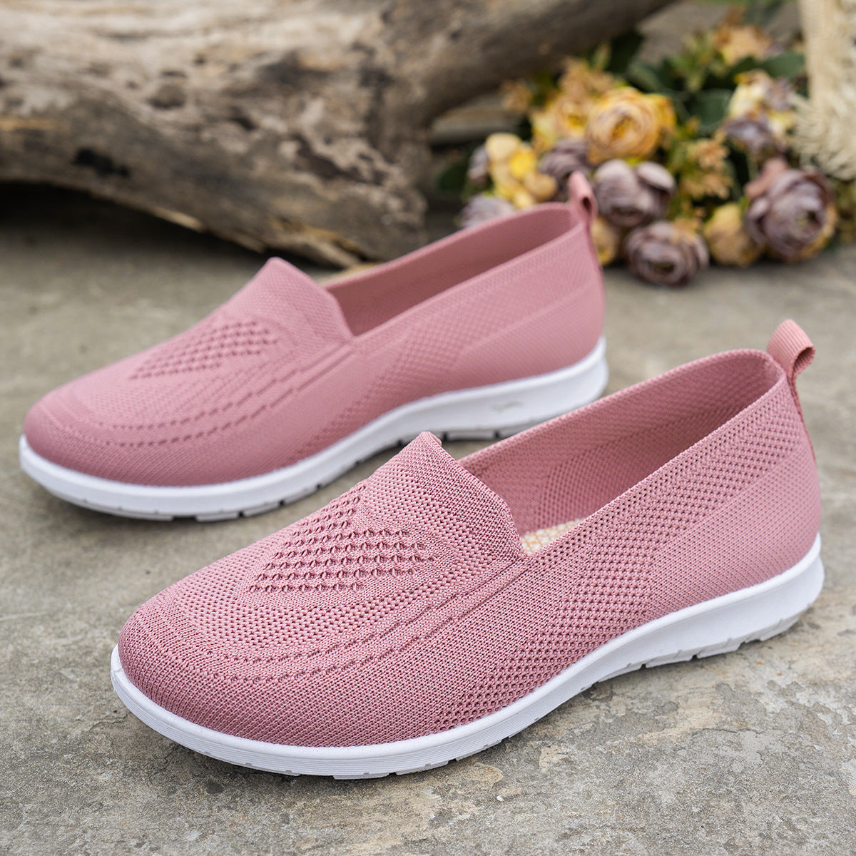 Women's Slip-On Walking Shoes Breathable Mesh Lightweight