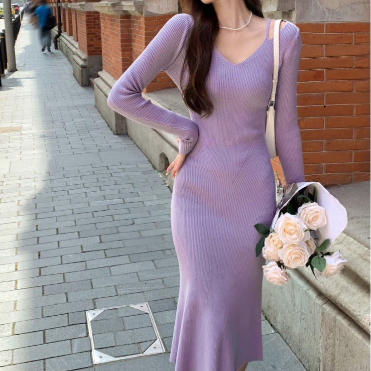 Women's Ribbed V-Neck Midi Dress with Long Sleeves