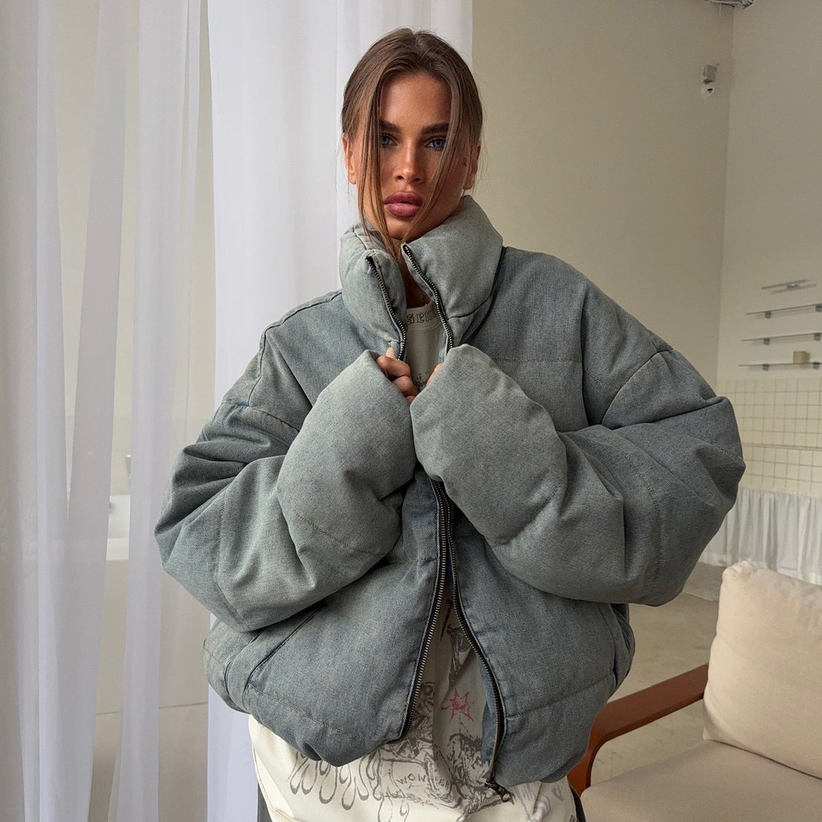 Women's Oversized Puffer Jacket High Collar Zip-Front