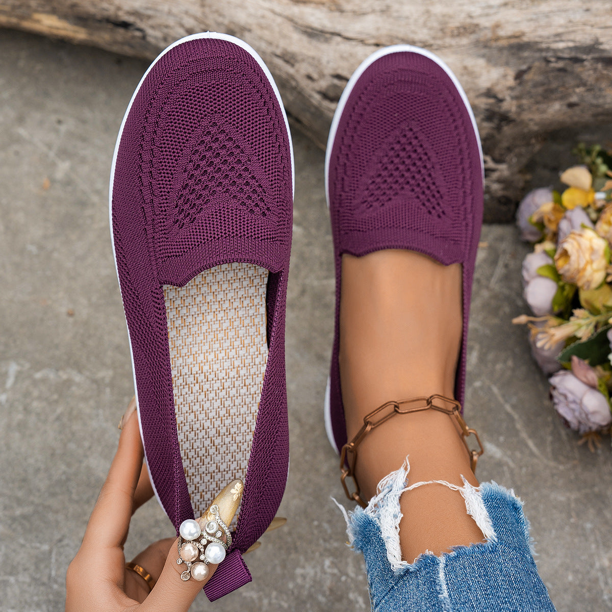 Women's Slip-On Walking Shoes Breathable Mesh Lightweight