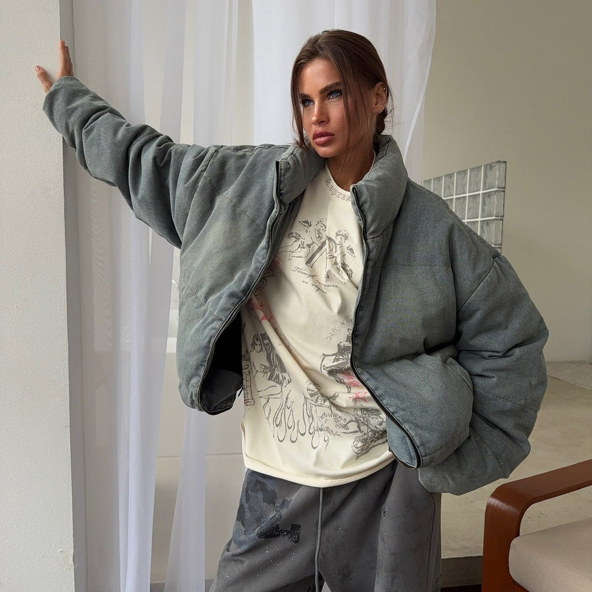 Women's Oversized Puffer Jacket High Collar Zip-Front
