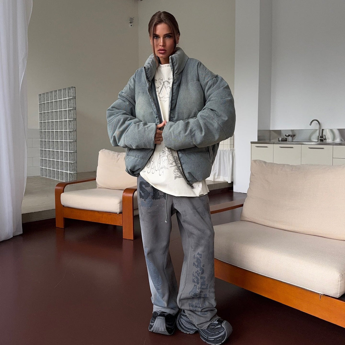 Women's Oversized Puffer Jacket High Collar Zip-Front