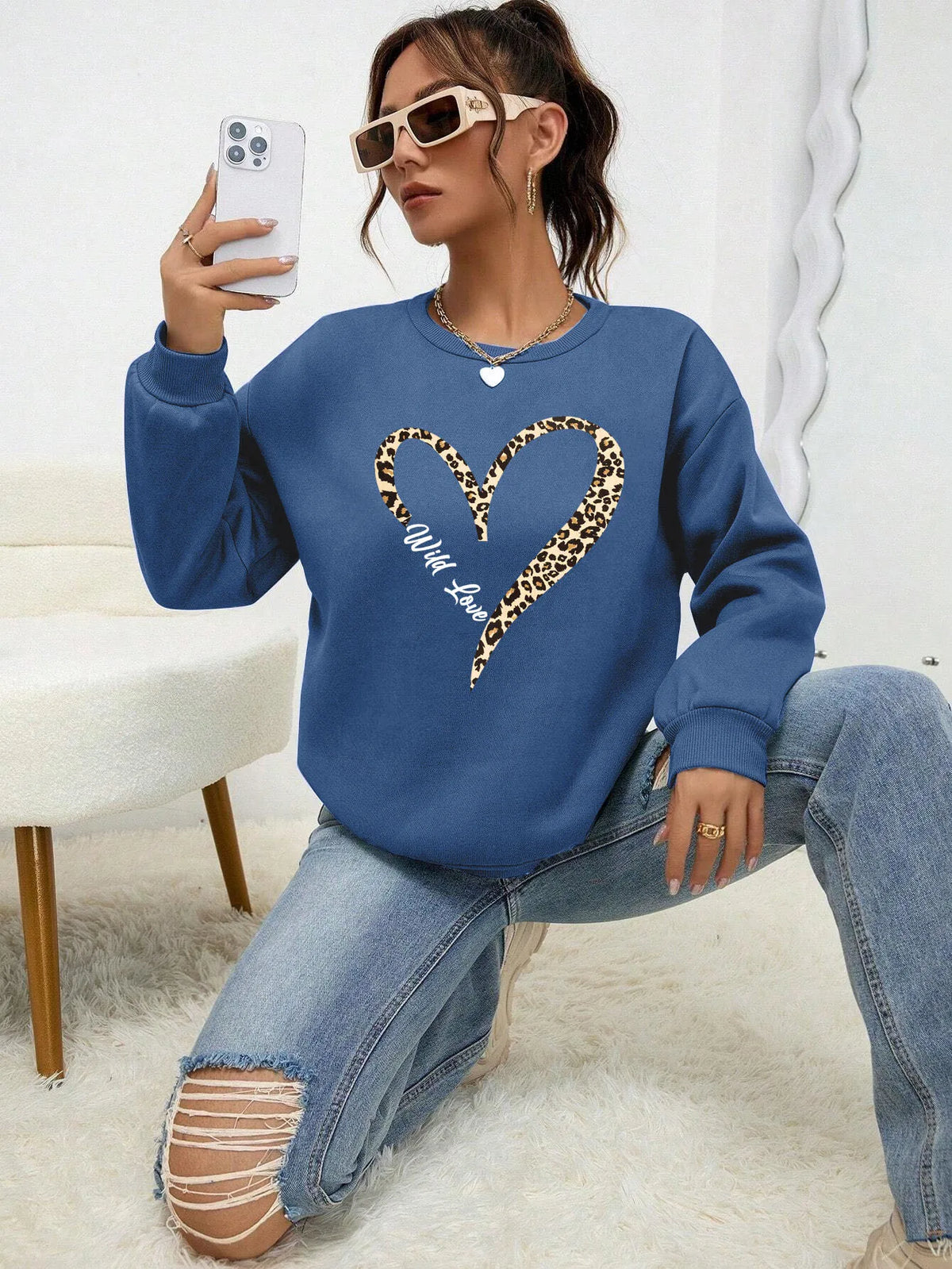 Women's Leopard Heart Graphic Sweatshirt, Crew Neck, Long Sleeves