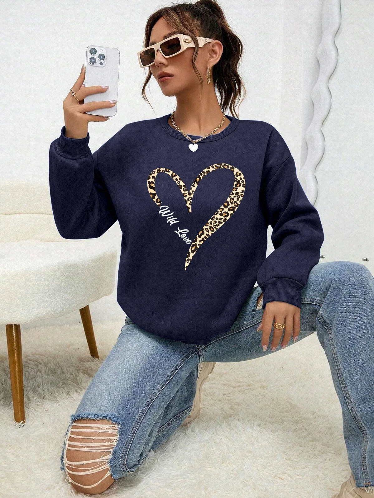 Women's Leopard Heart Graphic Sweatshirt, Crew Neck, Long Sleeves
