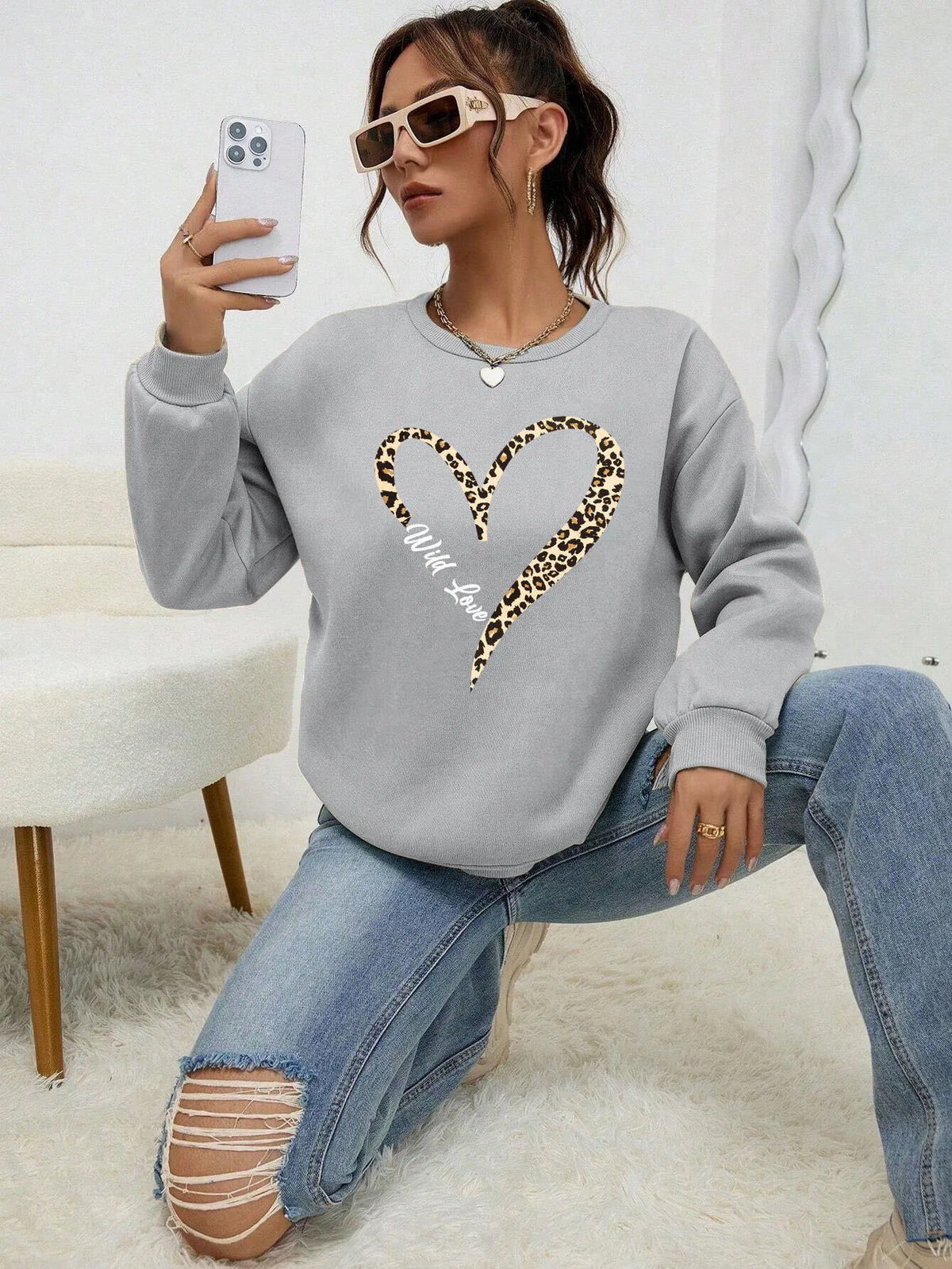 Women's Leopard Heart Graphic Sweatshirt, Crew Neck, Long Sleeves