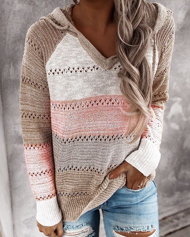 Women's Relaxed Fit Hoodie Sweatshirt in Soft Fabric
