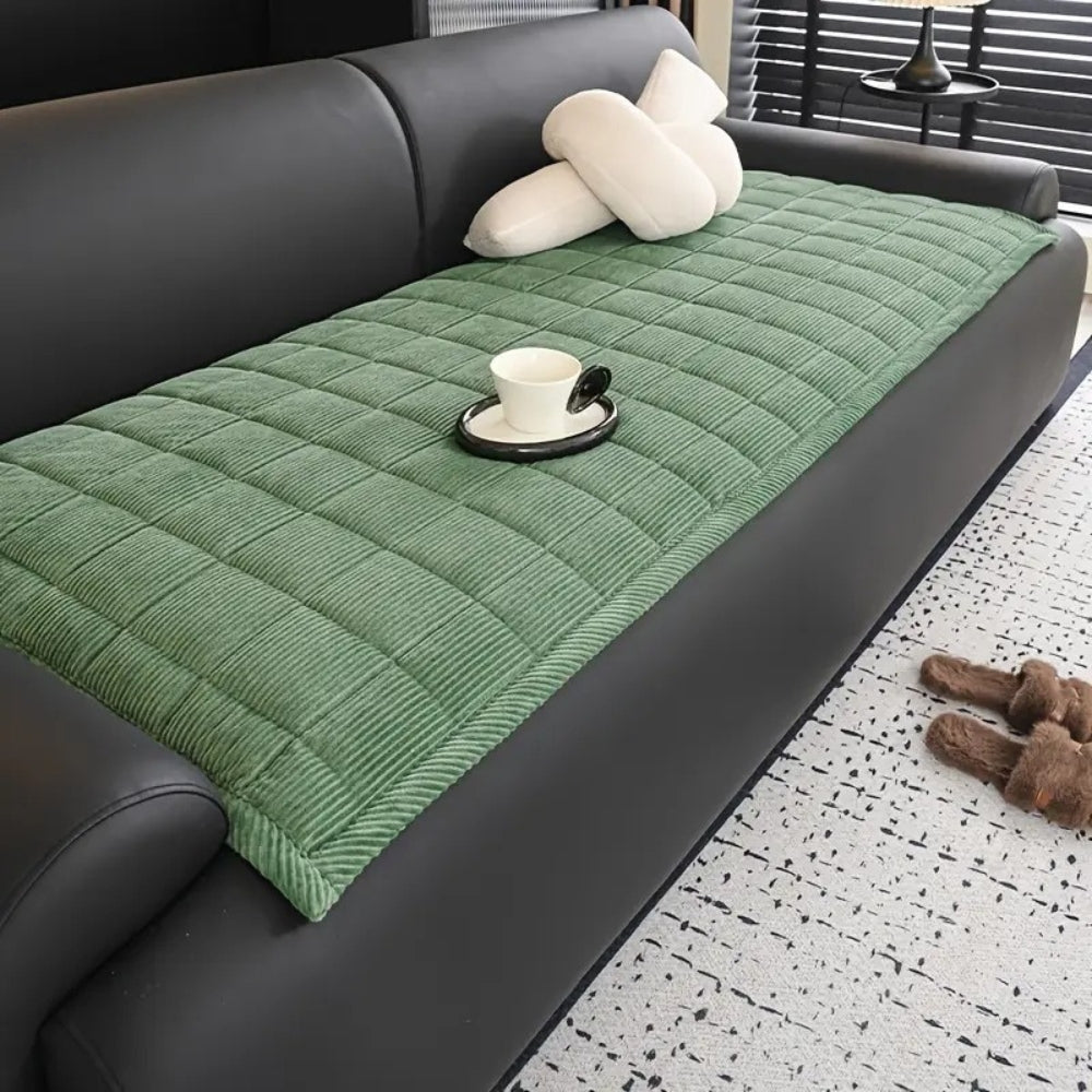 Washable Quilted Sofa Throw for Living Room Protection and Decor
