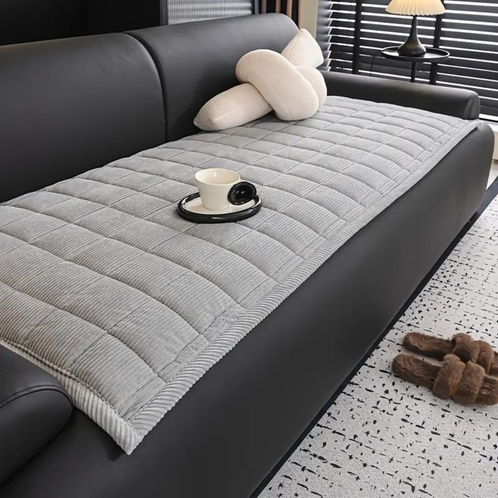 Washable Quilted Sofa Throw for Living Room Protection and Decor