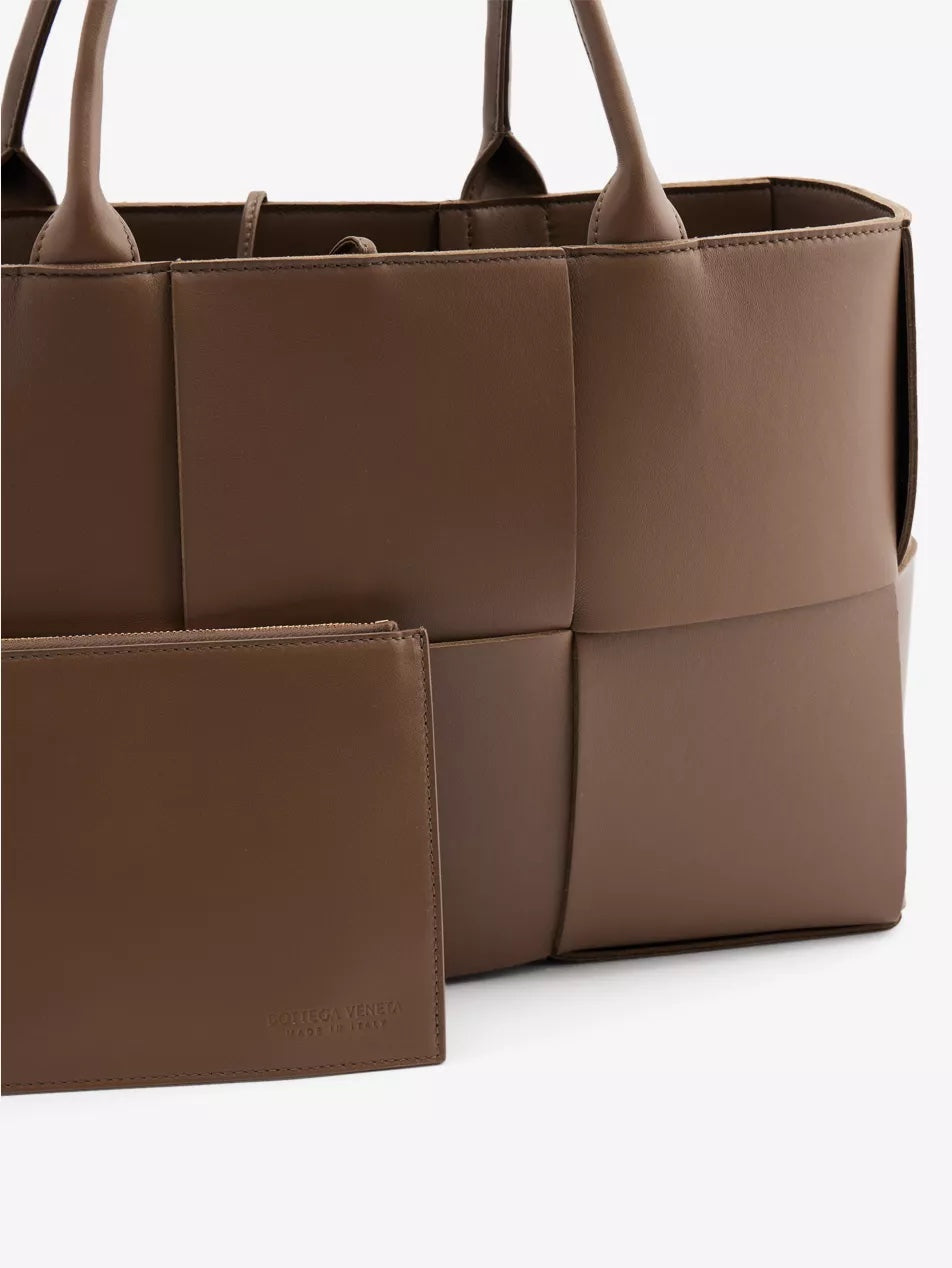 Clara | Serelune Tote Bag