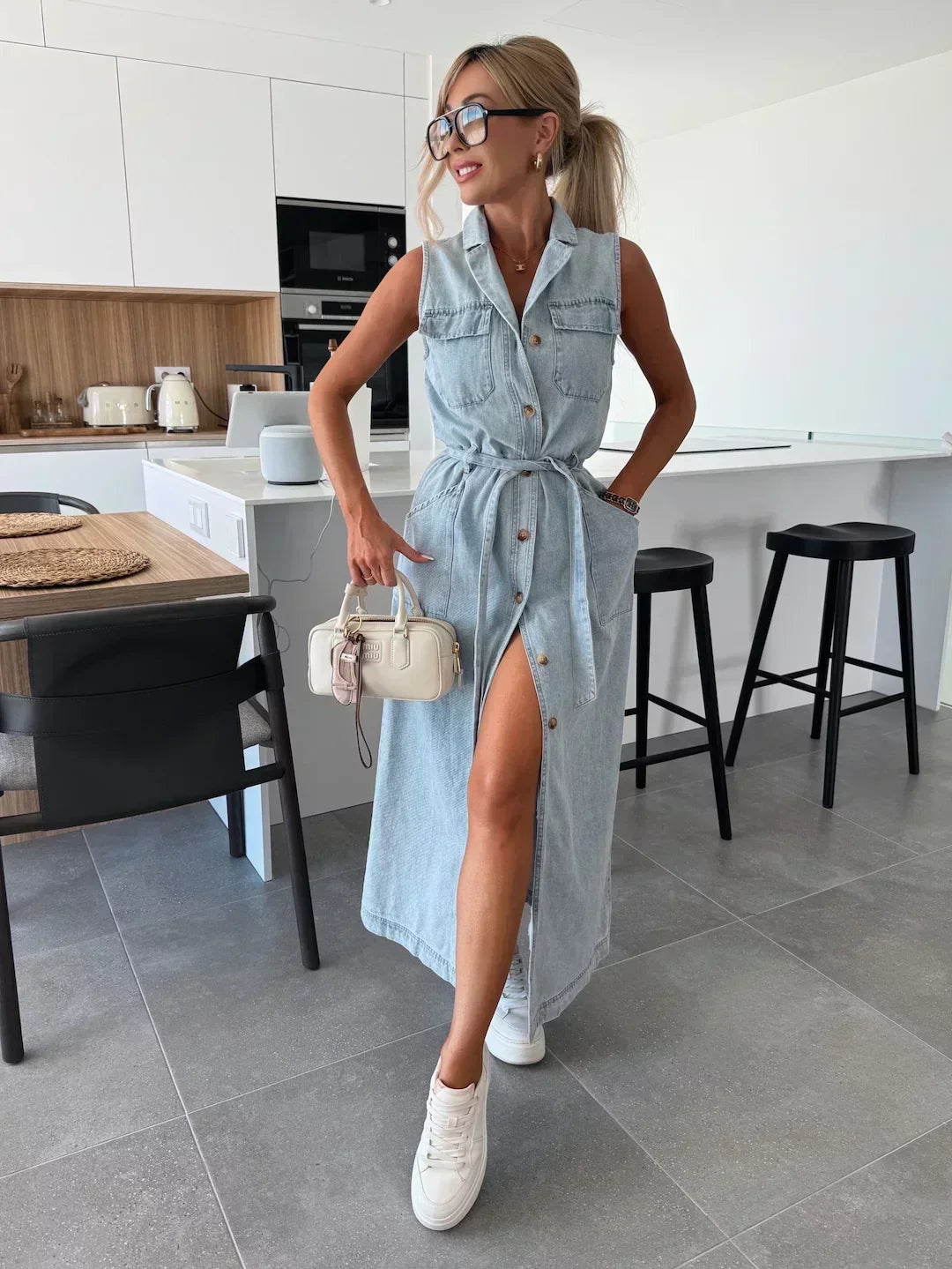 Madison - Long sleeveless denim dress