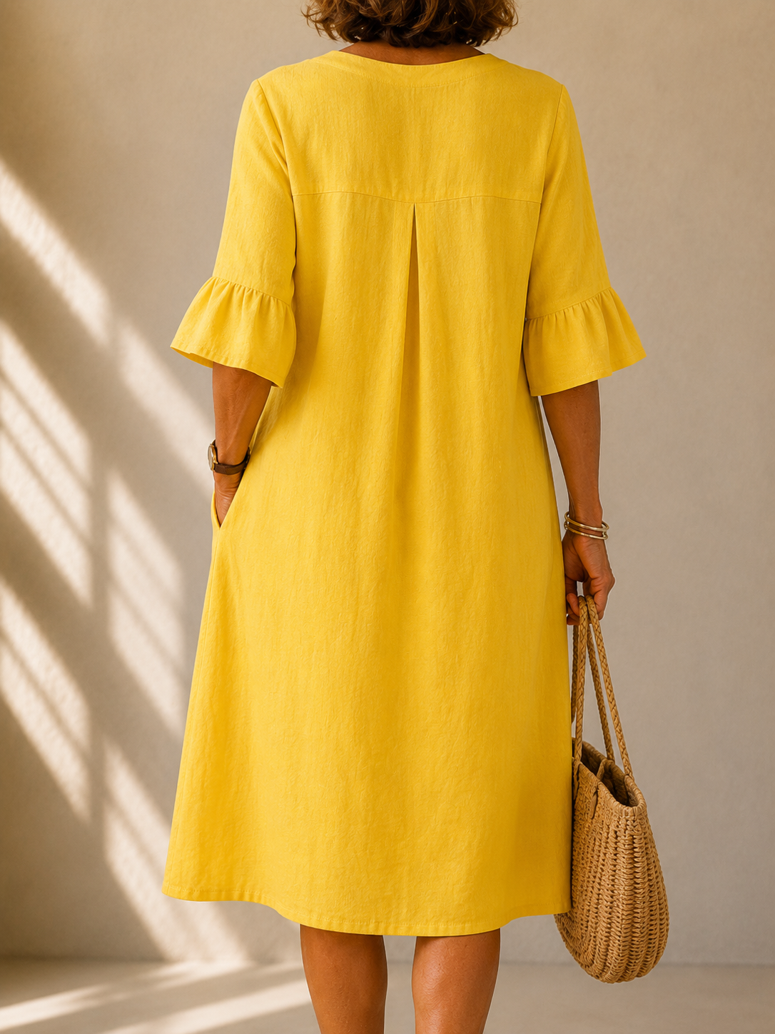Aveline | Midi Loose Fit Buttoned Dress in Yellow