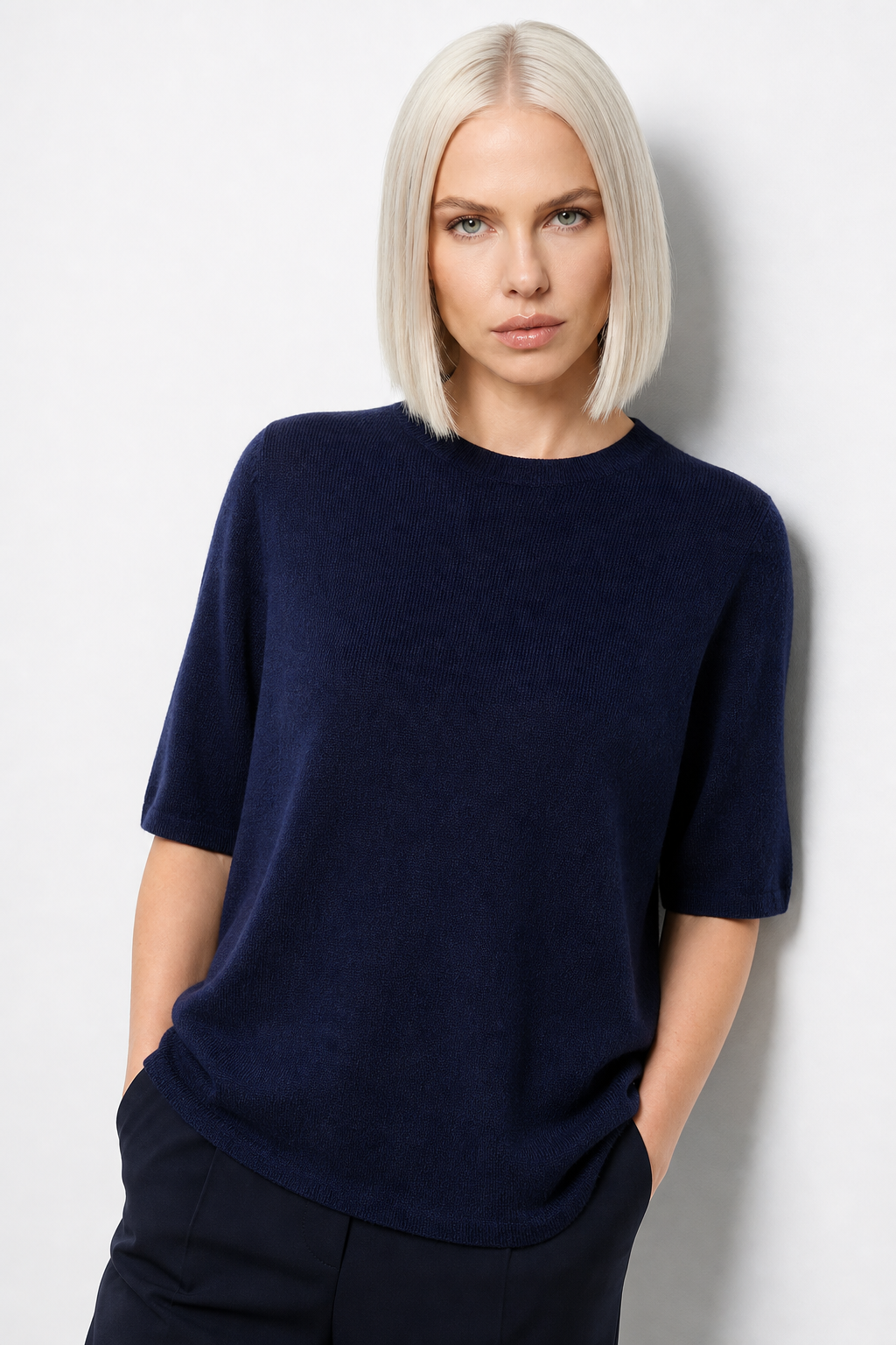 Tullia Seamless Crew Neck Knit Pullover