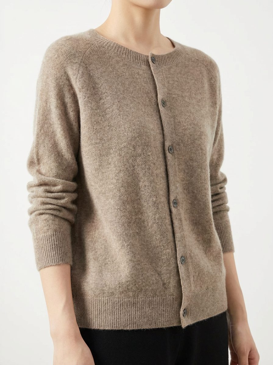 Carolina | Merino Wool Cardigan with Button-Down for Women