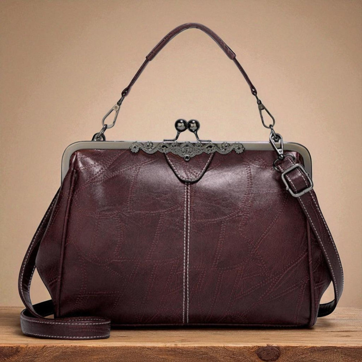 Women's Vintage Frame Handbag with Kiss-Lock Closure