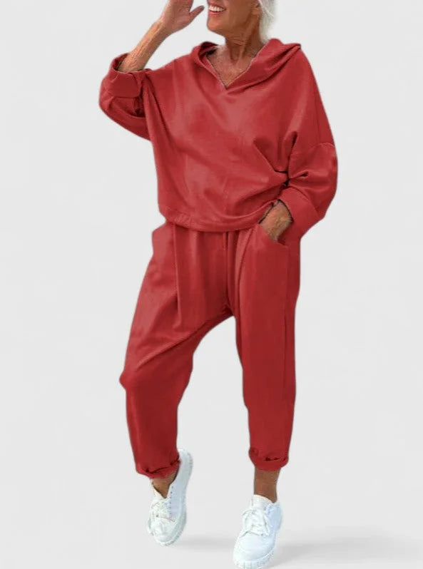 Comfortable hooded sweatshirt set
