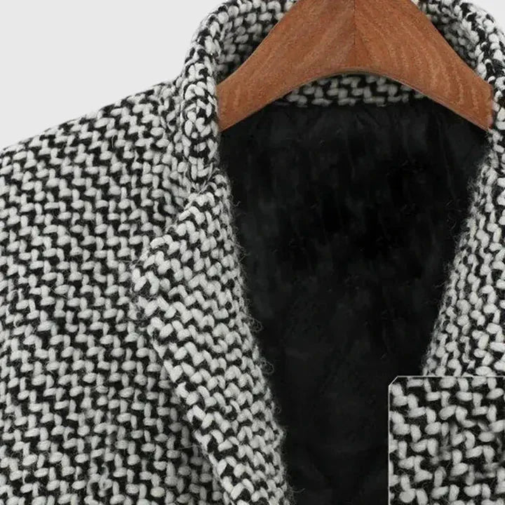 Women's houndstooth tweed button-front wool coat with quilted lining in black and white