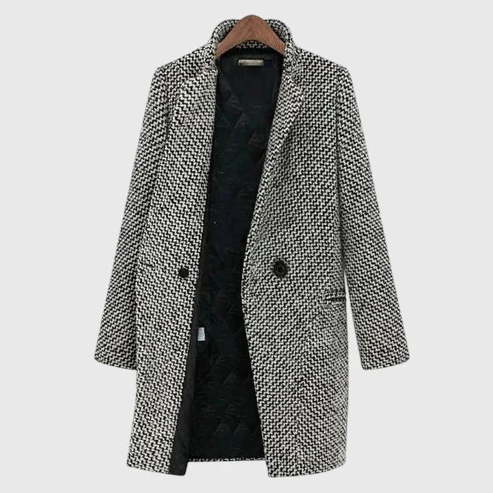 Women's houndstooth tweed button-front wool coat with quilted lining in black and white