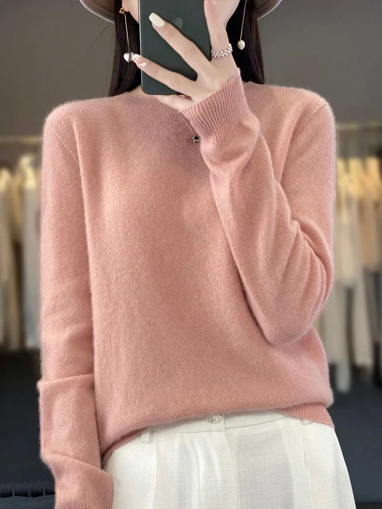Women's comfortable crew neck knit sweater