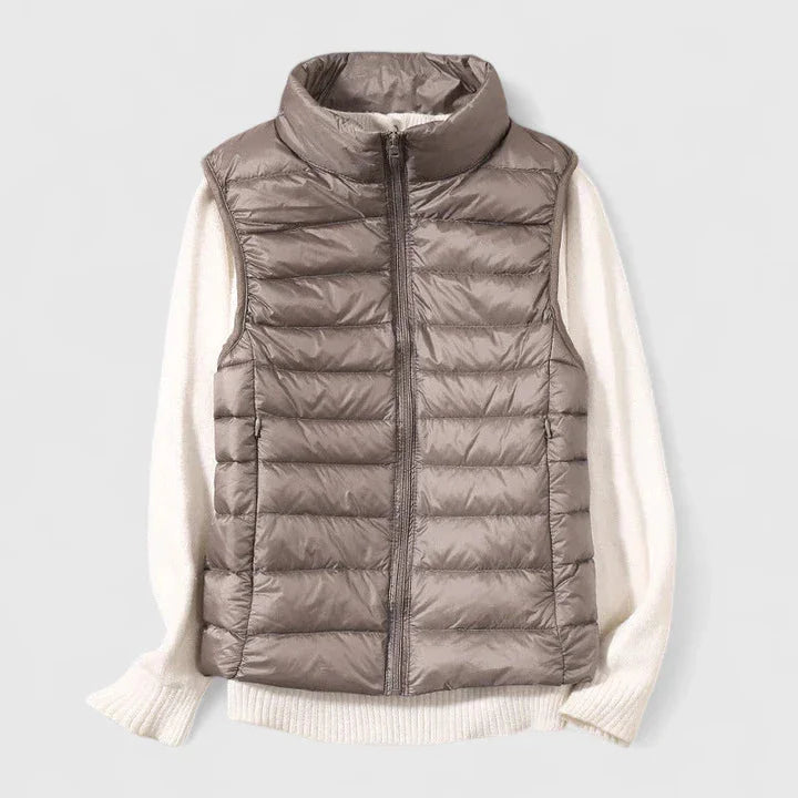 Women's packable zip-up stand collar quilted vest