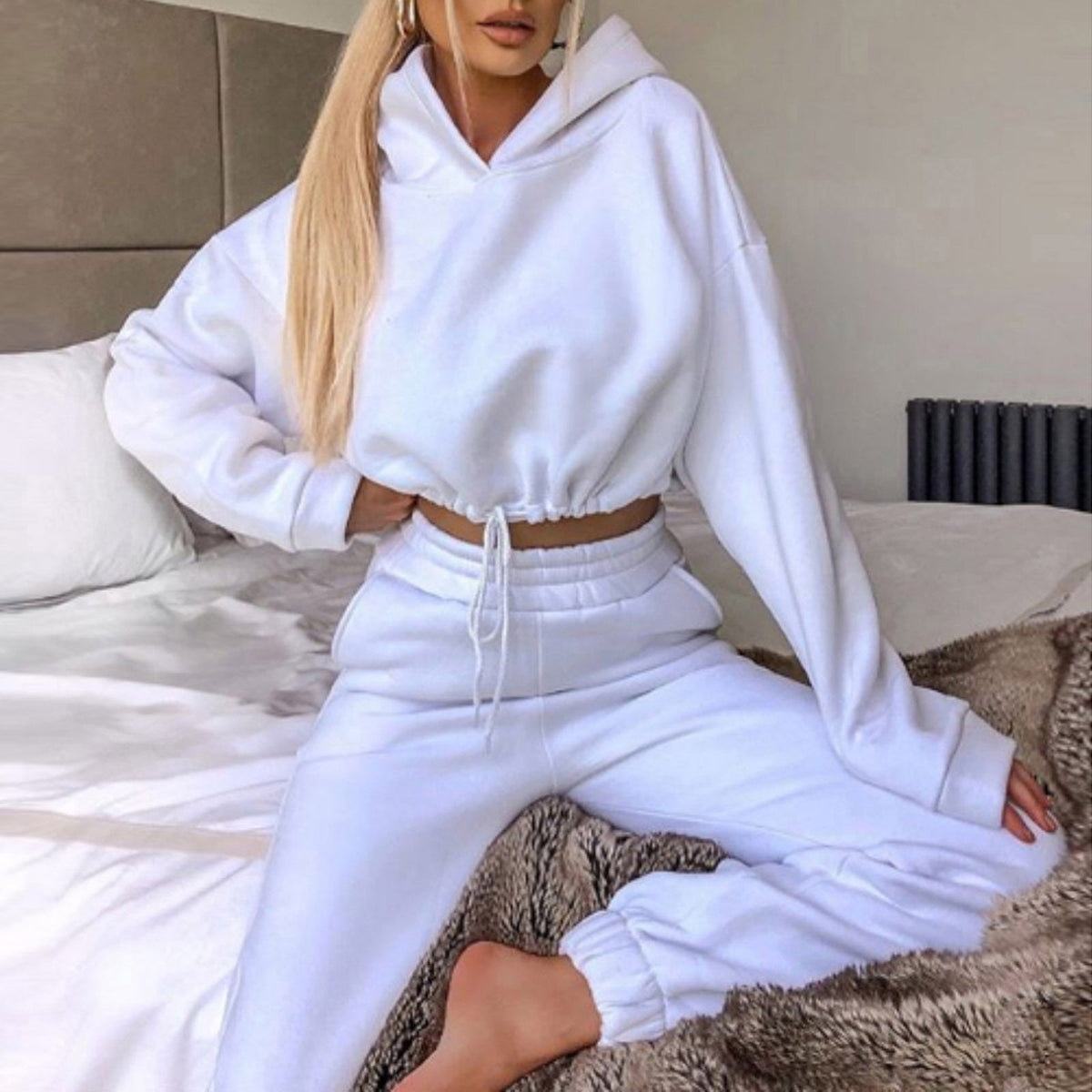 Women's Cropped Hoodie Joggers Set with Drawstring
