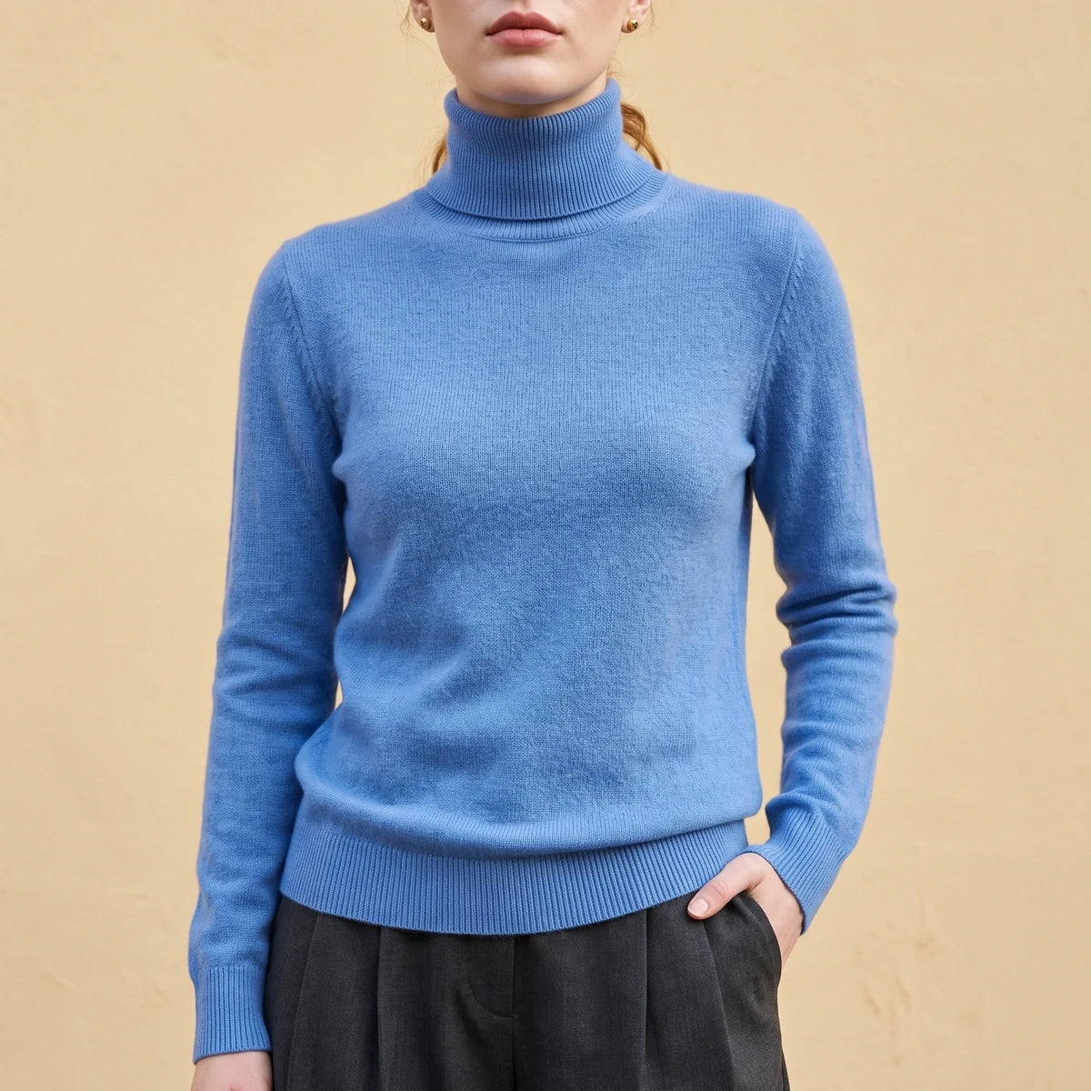 Elara Fine Knit Cashmere Fitted Turtleneck