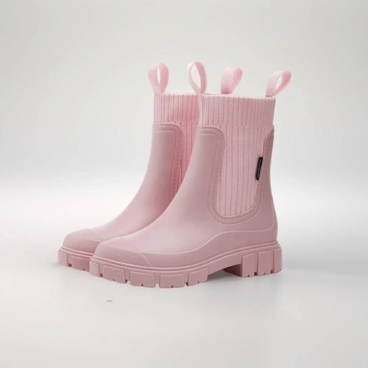 Women's ankle boots with ribbed knit shaft
