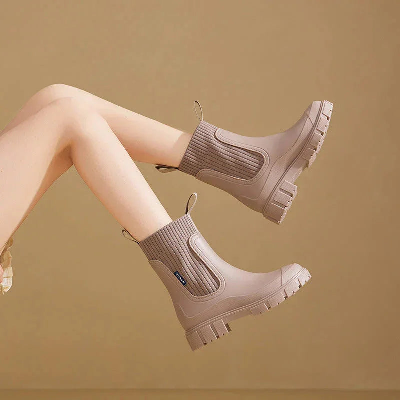 Women's ankle boots with ribbed knit shaft